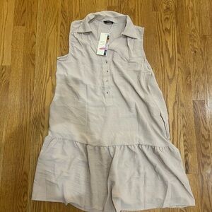 Chic Sleeveless Collared Dress in Light Gray